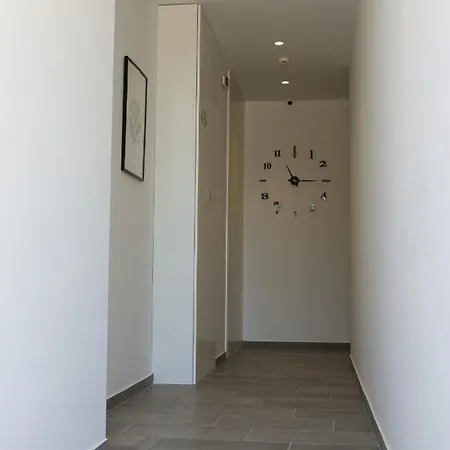 Bed & Breakfast White Trilogy