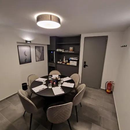 White Trilogy Bed & Breakfast