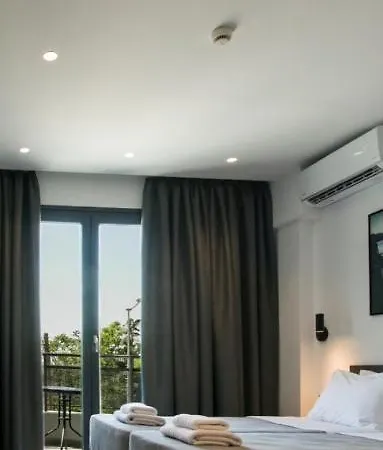 White Trilogy Bed & Breakfast