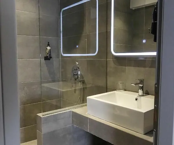 Oda ve Kahvaltı White Trilogy 4*