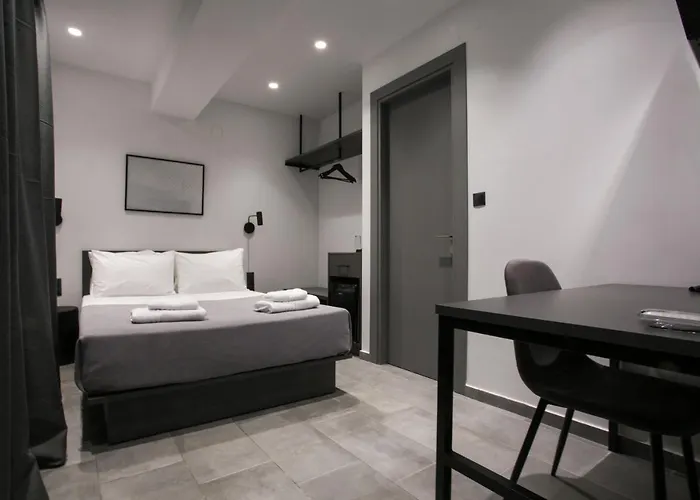 White Trilogy Bed & Breakfast Thessaloníki