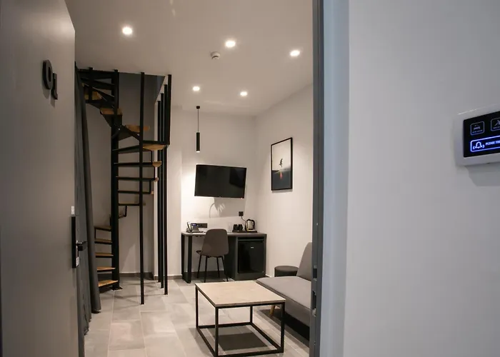 White Trilogy Bed & Breakfast Thessaloníki