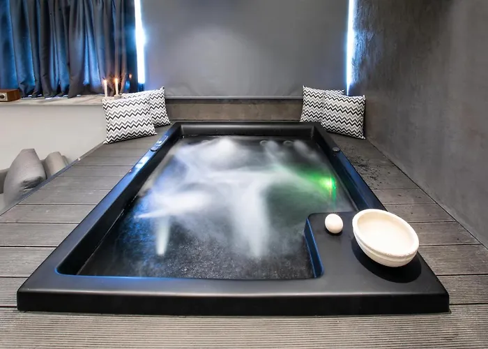 White Trilogy Oda ve Kahvaltı