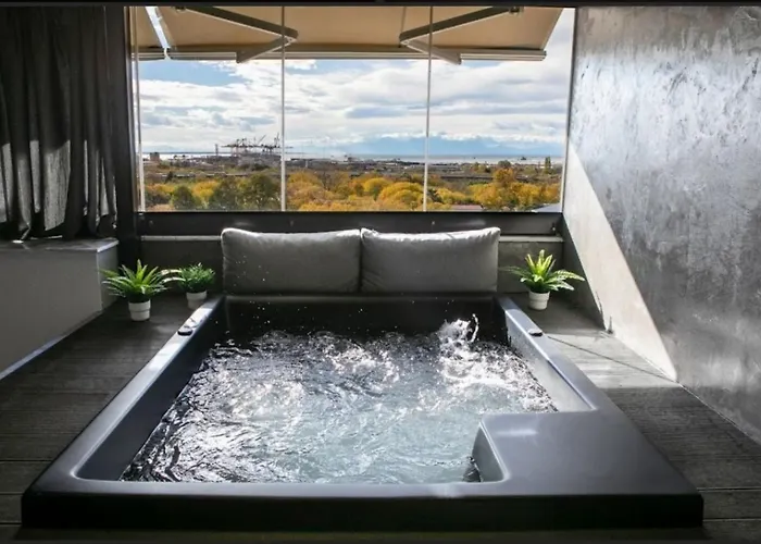 White Trilogy 4* Selanik