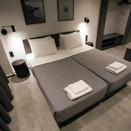 White Trilogy Bed & Breakfast Thessaloniki