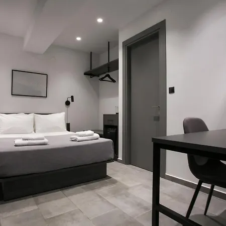 White Trilogy Bed & Breakfast Thessaloniki
